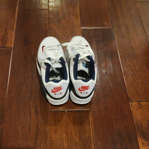 Women's Nike Ken Griffey Jr. x Air Max 90 'Backwards Cap' - Picture 13 of 16